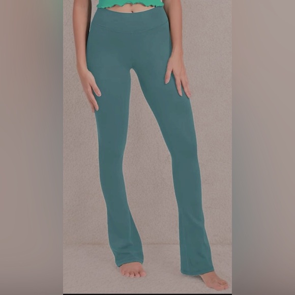 NWOT Sunzel Butterflycra High Waist Mini Flared Yoga Pants for Yoga Workout Gym - Picture 5 of 14